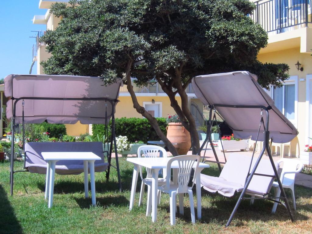 Baladinos Apartments Gerani  ภายนอก รูปภาพ