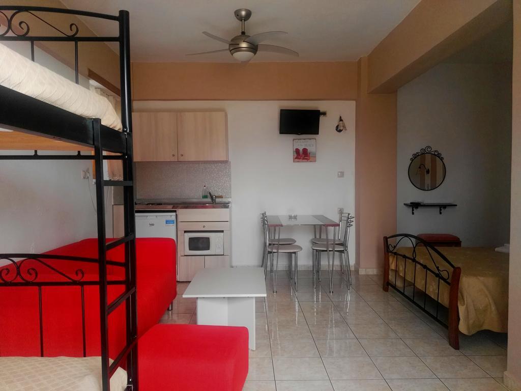 Baladinos Apartments Gerani  ภายนอก รูปภาพ